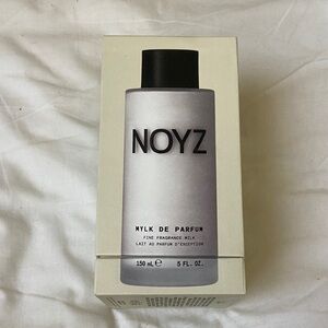 Mylk de Parfum Fine Fragrance ONLY HUMAN Milk - White